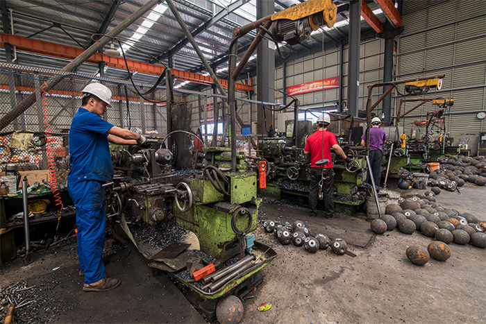 房山网架配件车间